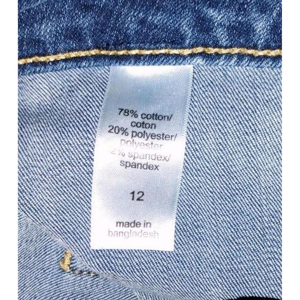 Maurices Women's Mid Rise 12 Denim Capri - Picture 6 of 6
